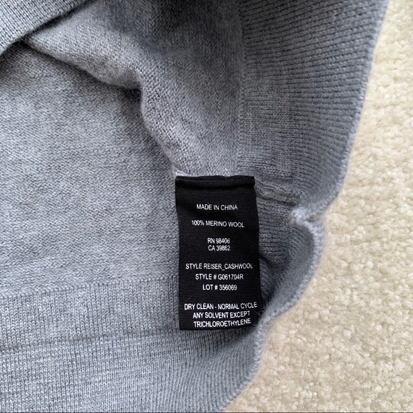 Theory - Men’s wool sweater - v neck - Picture 4 of 6